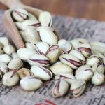 پسته احمدآقایی خام