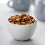 بادام ایرانی نمکی ریز