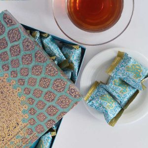 گز 18% مخلوط پسته و بادام کرمانی