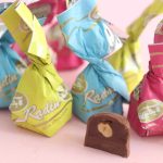 شکلات مغزدار رادین آیدین