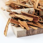 چوب دارچین شکسته