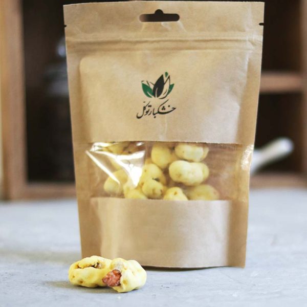 نقل-زعفران-با-مغز-گردو نقل زعفرانی با مغز گردو