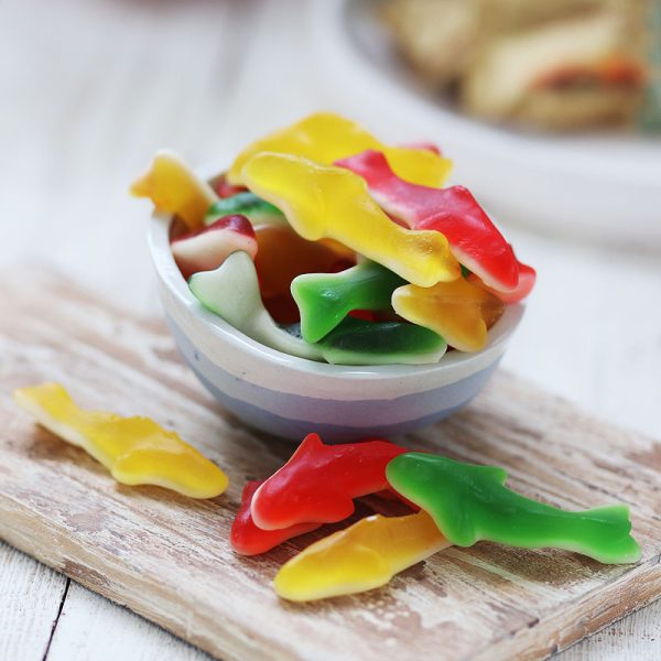 پاستیل-دلفین-رنگی پاستیل دلفین رنگی - Image 1