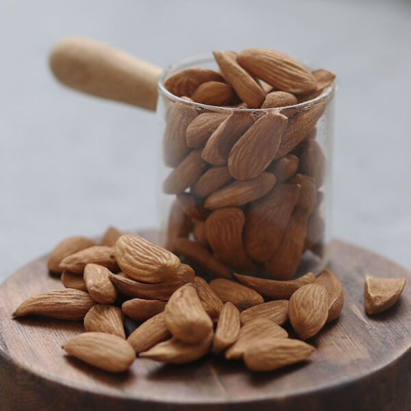 بادام ایرانی بوداده بی نمک - Image 1