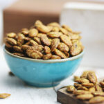 تخمه ژاپنی گلپرنمکی
